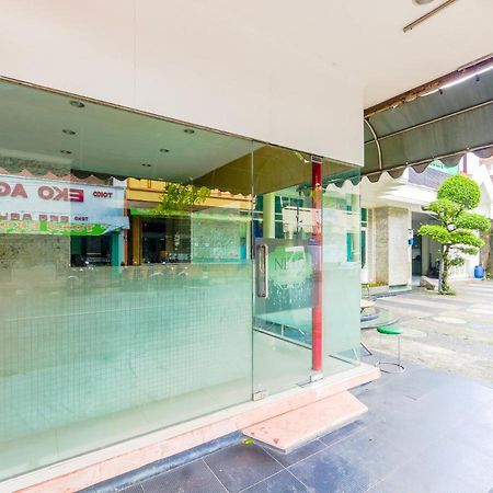 Oyo 90788 Nillo Hotel Kebumen Exteriör bild