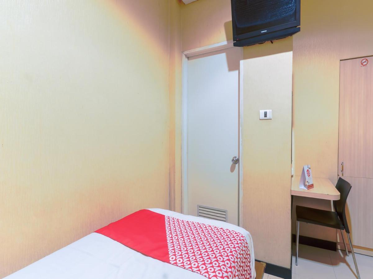 Oyo 90788 Nillo Hotel Kebumen Exteriör bild