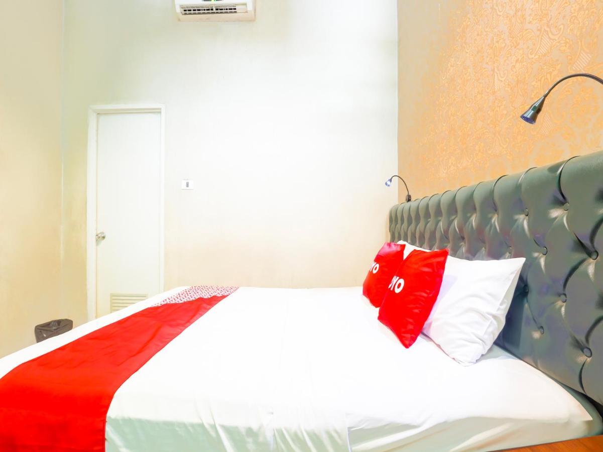 Oyo 90788 Nillo Hotel Kebumen Exteriör bild